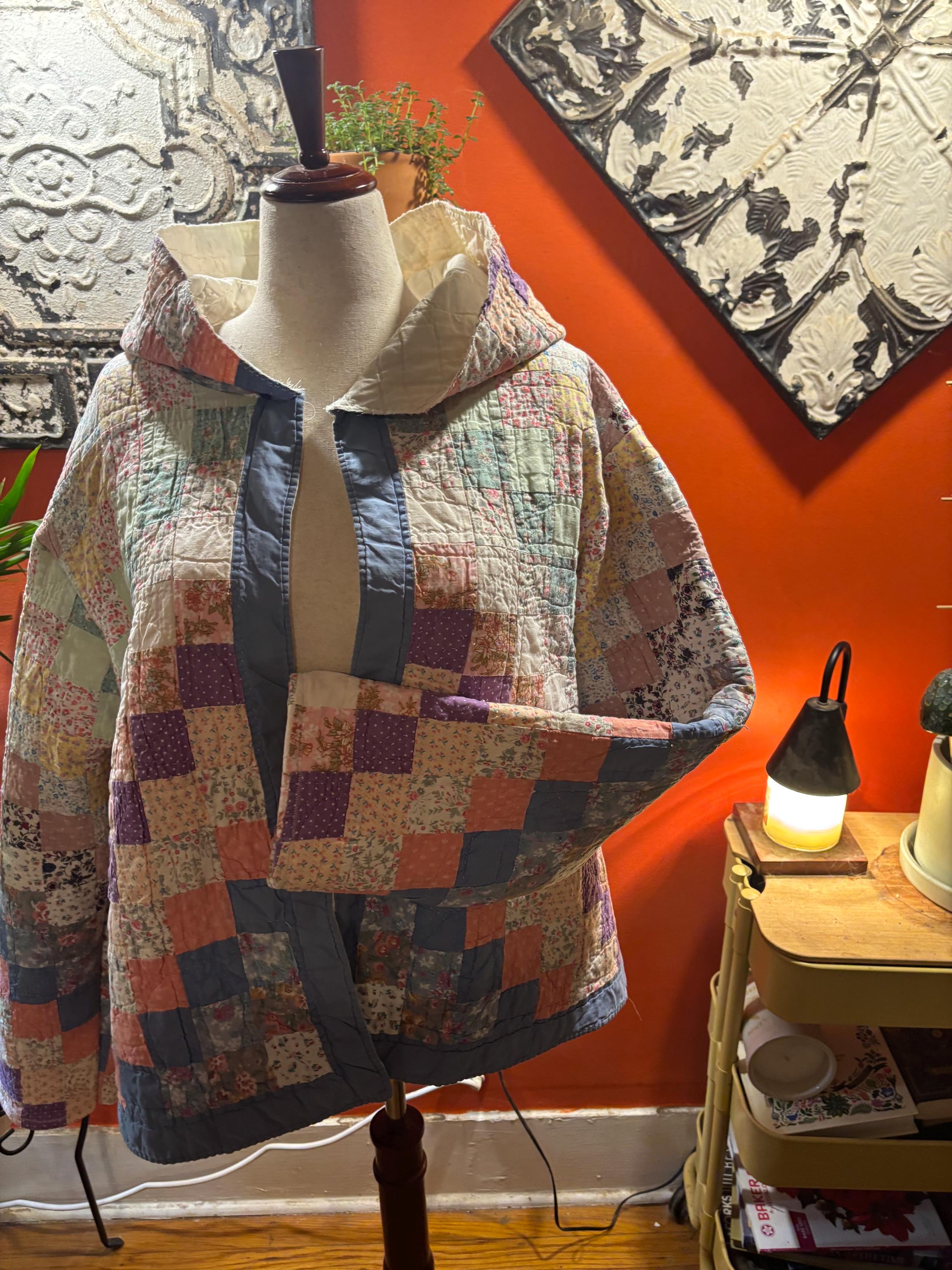 Hazel Vintage Patchwork Quilt Jacket: Reimagined Floral Cotton Hooded Coat
