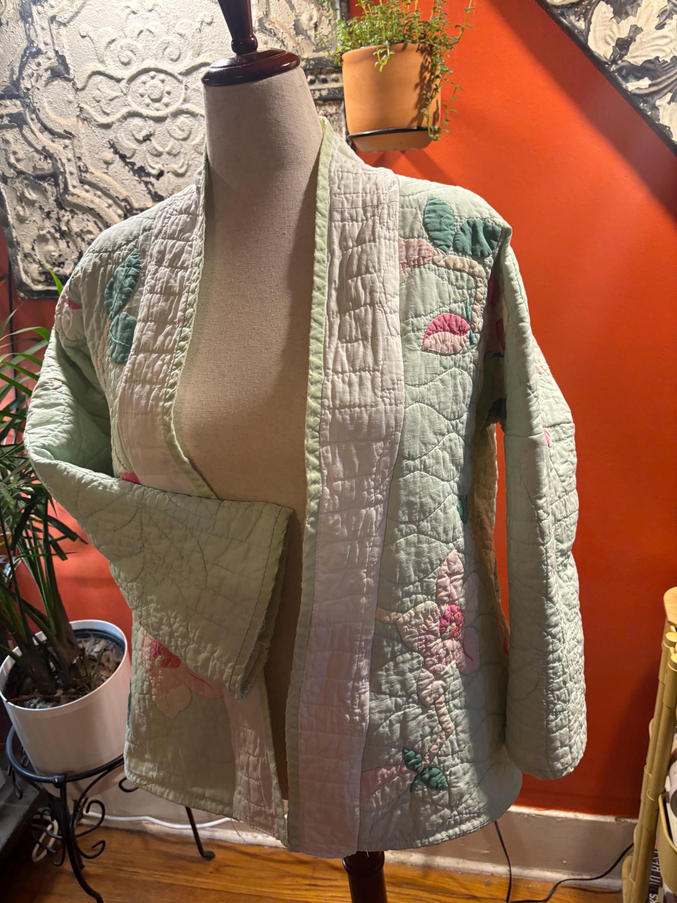 Vintage Quilt Coat – Iris Floral Appliqué, One of a Kind Kimono Jacket
