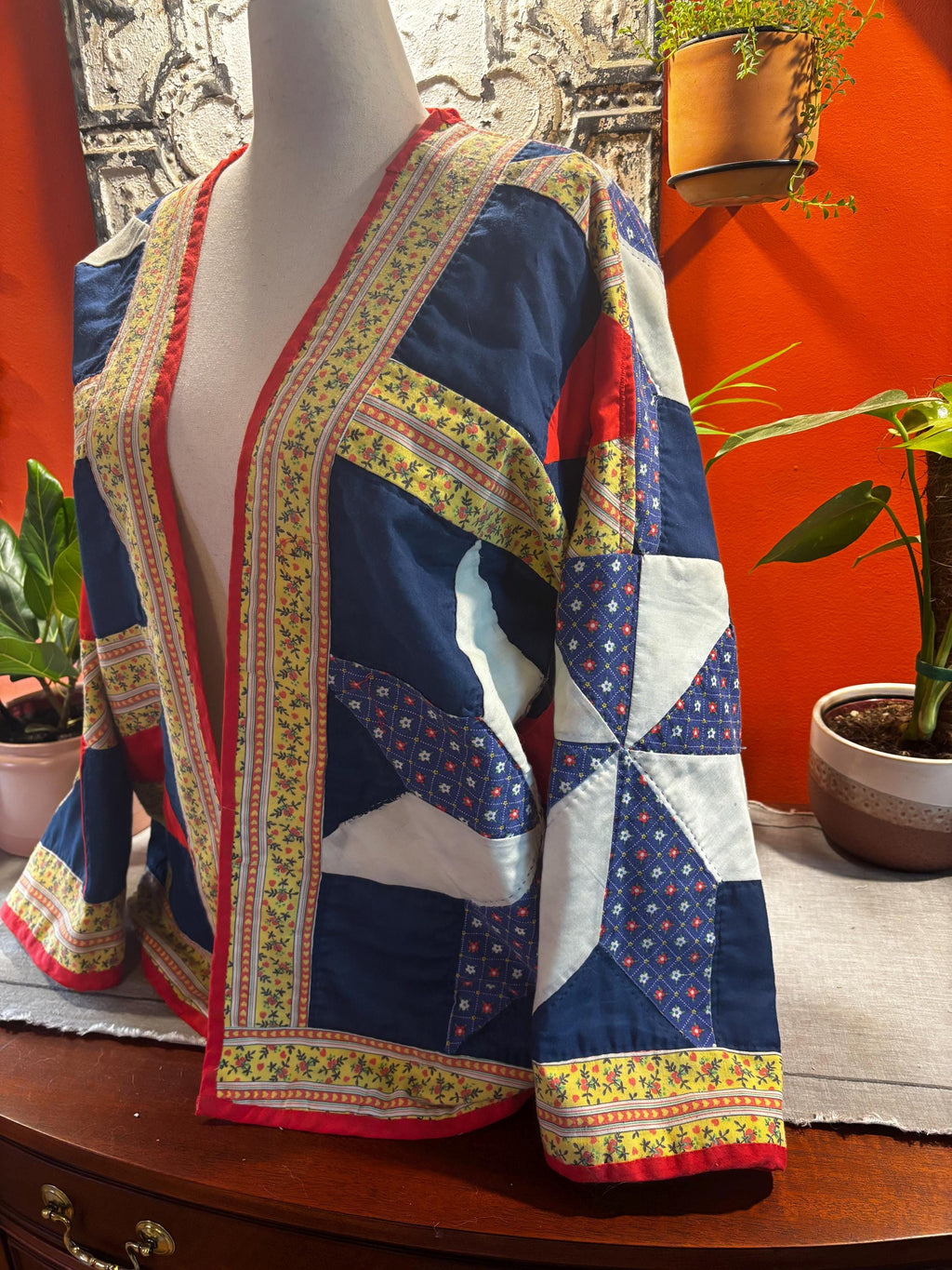 Vintage (1930s) Quilt Jacket : Liberty, ready to celebrate