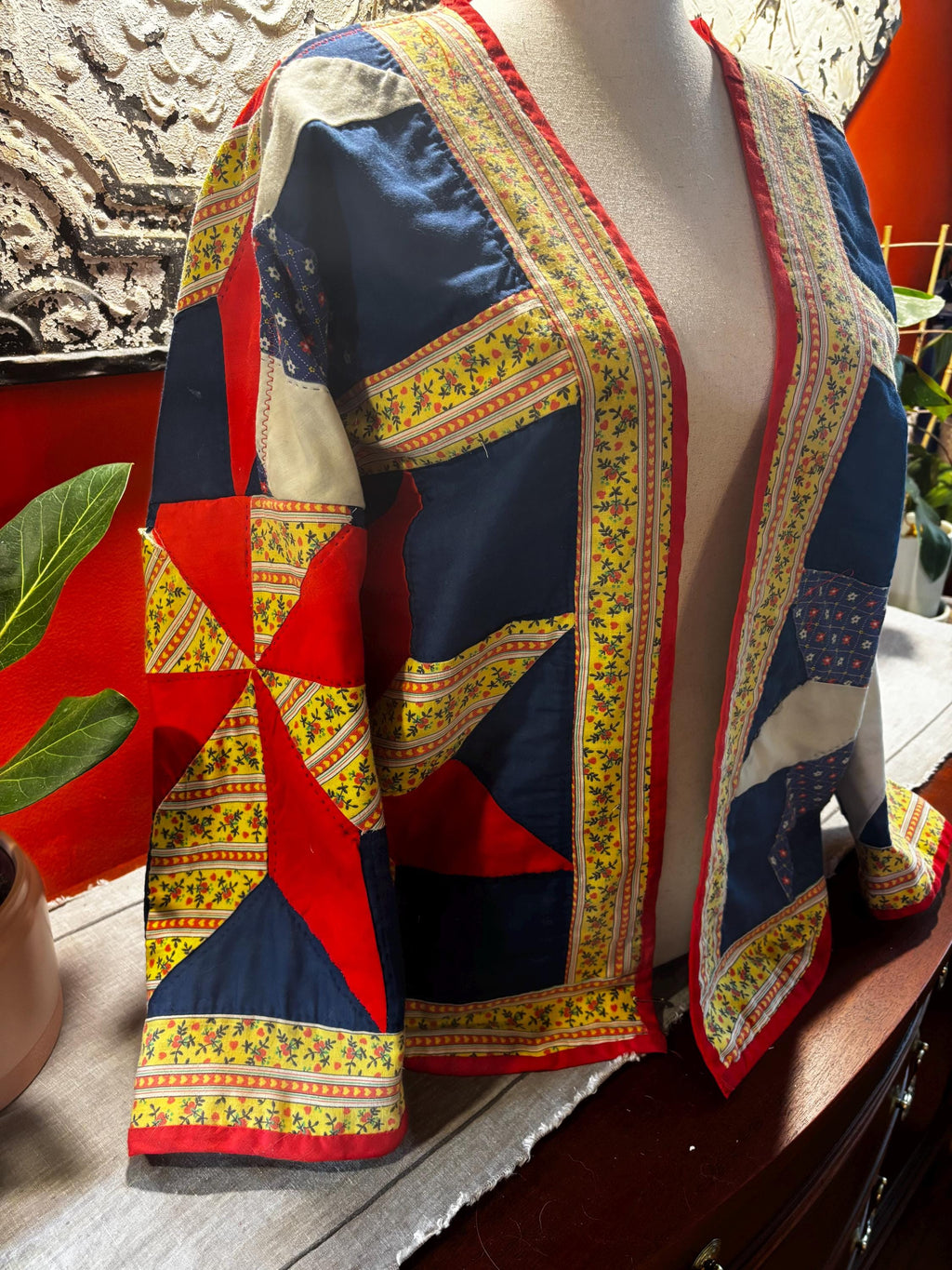 Vintage (1930s) Quilt Jacket : Liberty, ready to celebrate